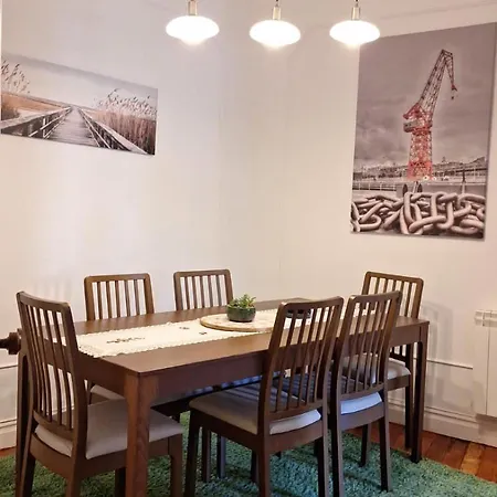 De Frente A La Ria Apartment Bilbao
